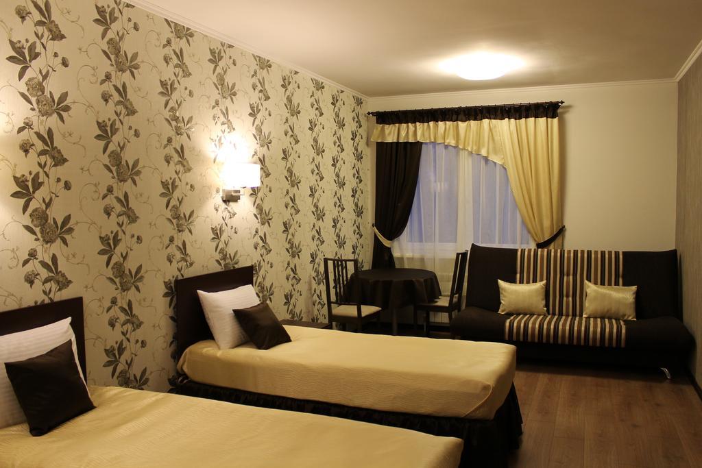 Country Club Festivalny Hotel Rakaw Ruang foto