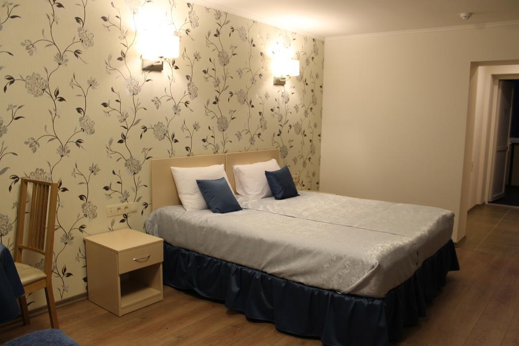 Country Club Festivalny Hotel Rakaw Bagian luar foto