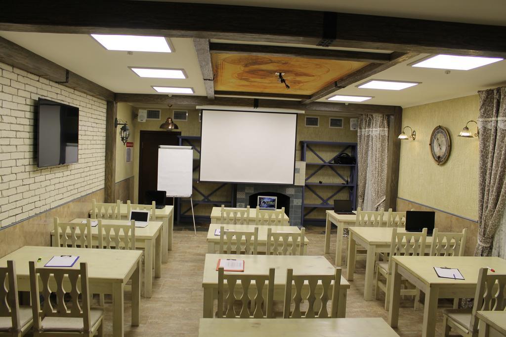 Country Club Festivalny Hotel Rakaw Bagian luar foto